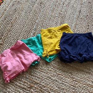 Adorable Essential Shorties size 4